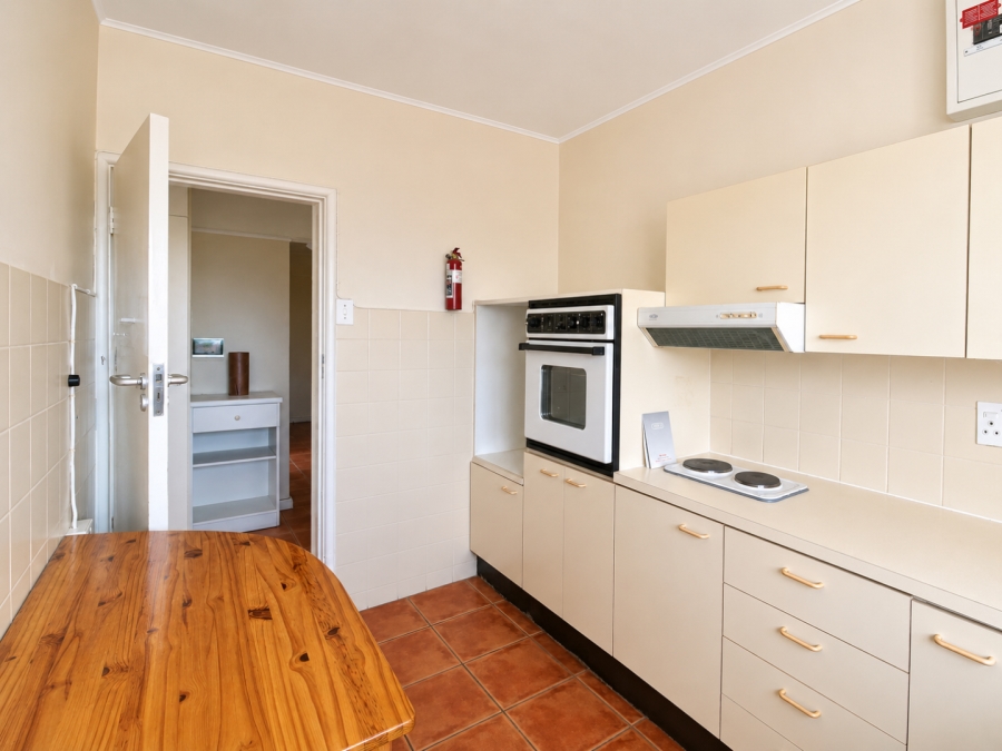 1 Bedroom Property for Sale in Mouille Point Western Cape